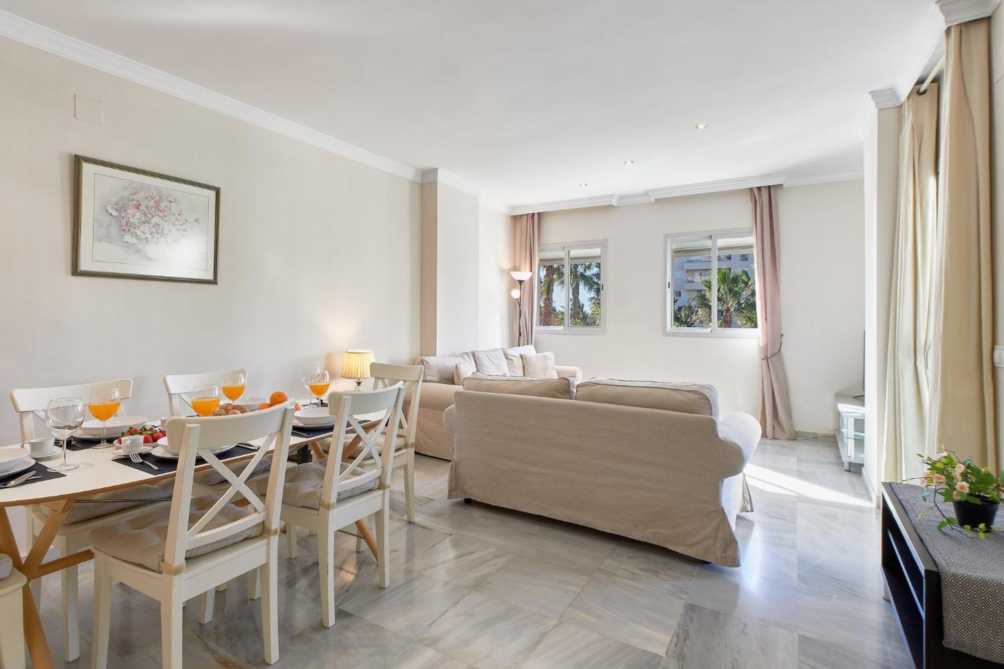 Pacifico Playa Apartment Малага Екстериор снимка